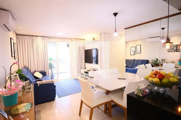 Apartamento à Venda - Centro, 2 Quartos, 83 m2