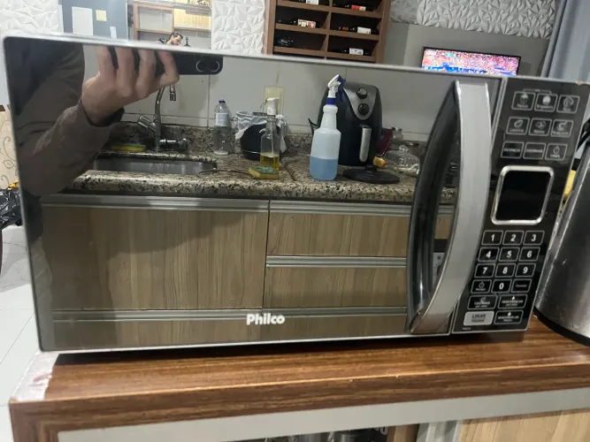 Microondas Philco espelhado 25L 220v