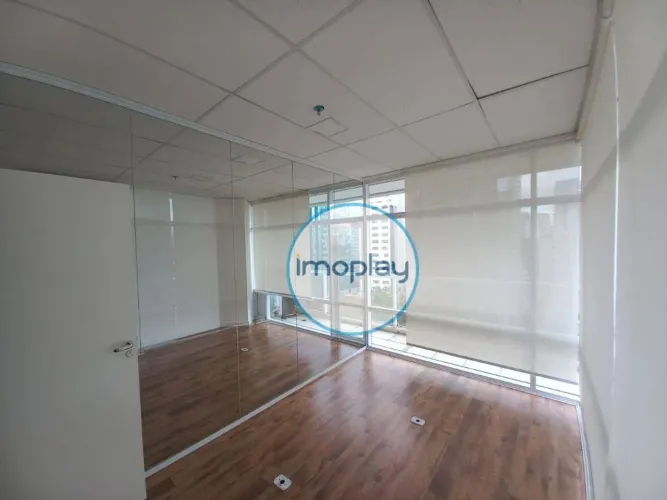 Sala Comercial na Berrini 53 m² 2 vaga para venda. Ao lado da ponte estaiada