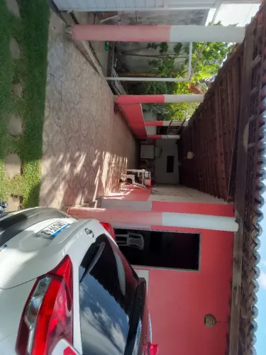 Casa com piscina no Jatobá 