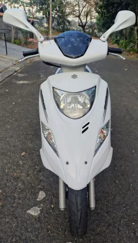 Suzuki Burgman 125i
