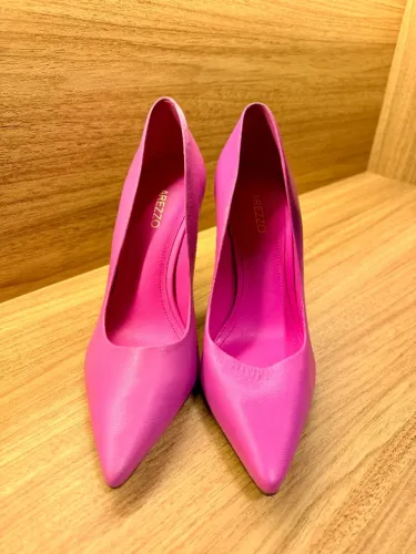 Scarpin Arezzo Rosa