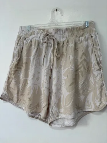 Short em viscose south novo M