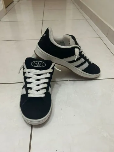 Tênis Adidas Campus - n° 42 - pouco uso