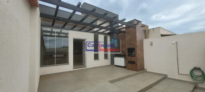 Casa á venda em Mateus Leme, Central
