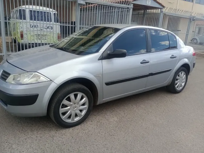 Renault Megane Sedan Expression Hi-flex 1.6 16V 2008