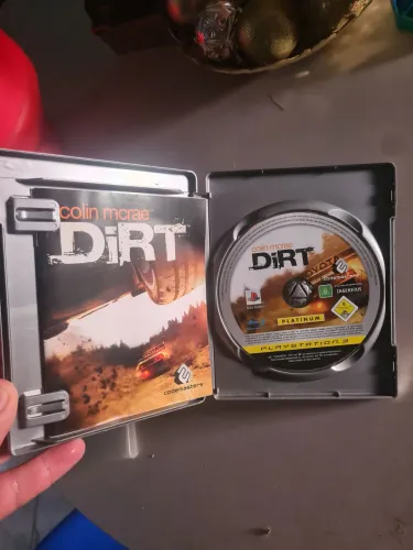 Dirt ps3 e assassin's Creed brotherhood LEIA