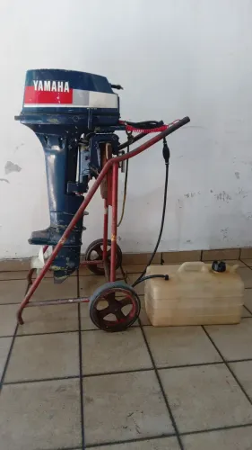 Vendo motor Yamaha 9.9hp 