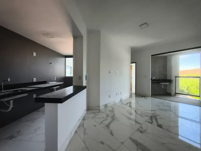 Apartamento Novo no Vale Verde com Elevador e Piscina na Área Comum