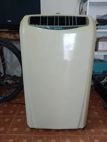 AR Condicionado portátil 10.000 BTU