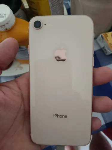 iPhone 8