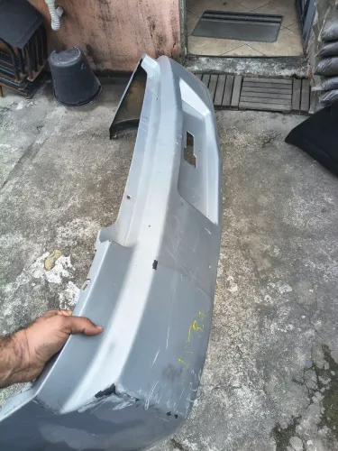 Para-choque traseiro original astra sedan 2003 a 2011 perfeito Estado