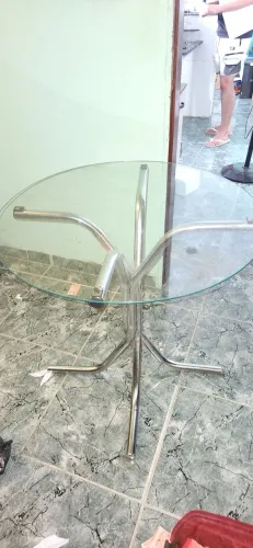 Mesa de Vidro redonda pequena