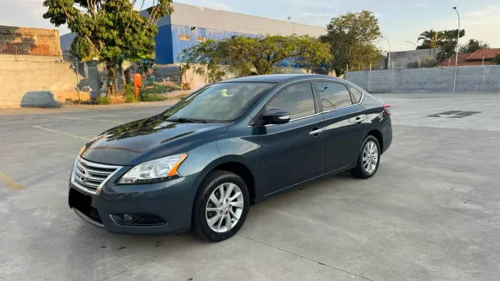 Nissan Sentra SV 2.0 Flexstart 16V Aut. 2016
