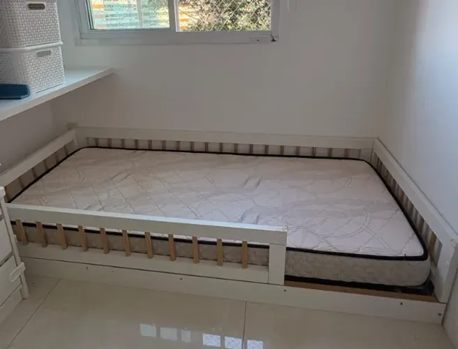 Cama infantil, solteiro, Montessorana
