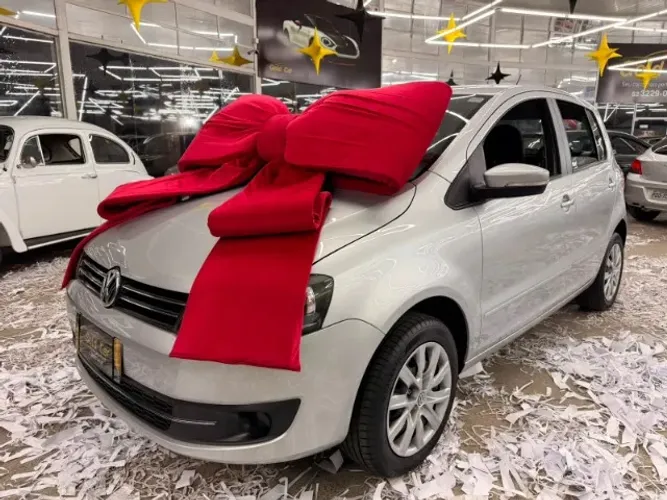 Volkswagen Fox 1.6 MI Total Flex 8V 5P 2013
