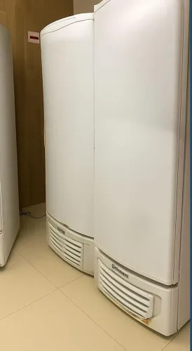 Freezer e Refrigerador Vertical Gelopar Eletrolux 575 Litros 