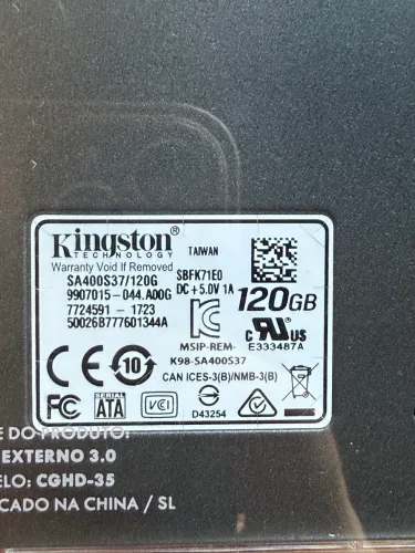 SSD KINGSTON 120 GM com case externa