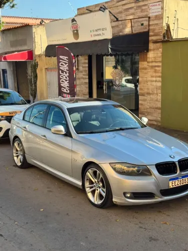 BMW 320I A 2010