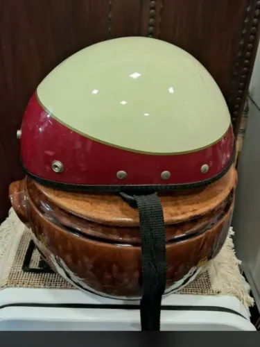 capacete coquinho retrô
