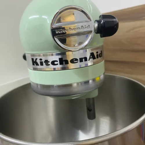 Stand Mixer com 03 Batedores Pistachio - 220V