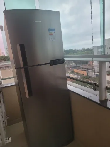 Geladeira semi nova