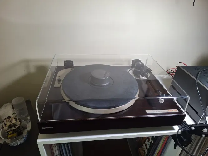 Toca discos Gradiente esotech RPII/ gradiente RP2