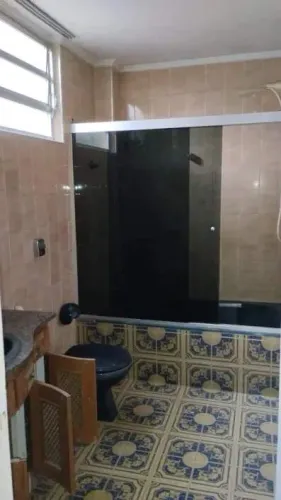 Casa 4 Quartos para Aluguel na Ponta da Praia, Santos  Frente, Piscina e Espaço Gourmet