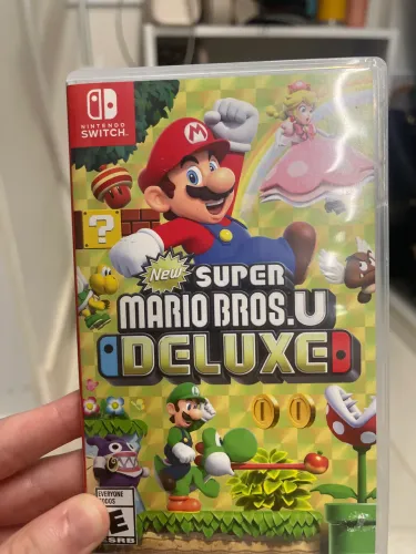 SUPER MARIO BROS U DELUXE