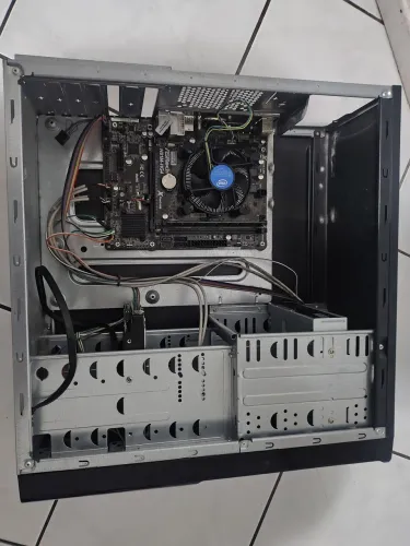 Gabinete + placa mãe + processador i5 4 geração+ HD de 500 gb