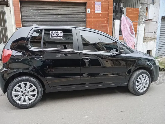 Volkswagen Fox 1.6 MI Total Flex 8V 5P 2014