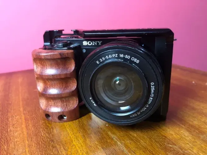Sony ZVE-10 usada
