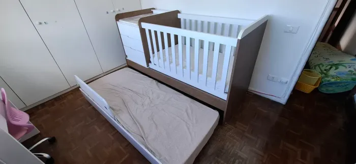 Conjunto de berço, cômoda, trocado e cama Abracadabra 