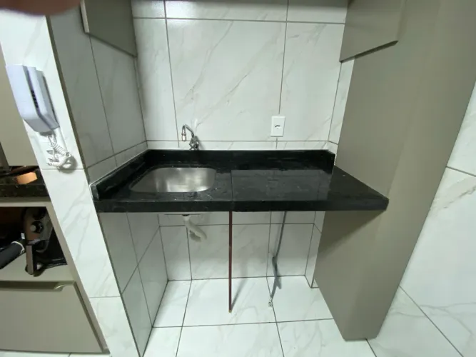 Mármore , vidraçaria , granito , esquadrias em alumínio
