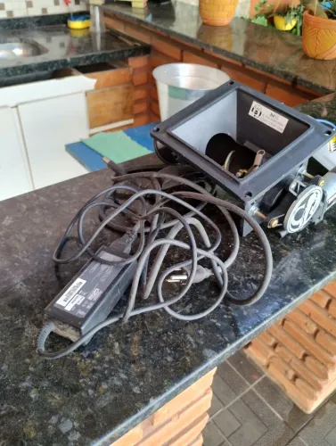 Comedor automático para cavalos dosador, e vários animais 