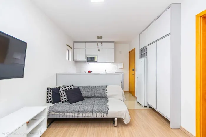 Studio Mobiliado para Alugar no Centro Cívico - 30 m² - Próximo ao Shopping Müller | Ref. 