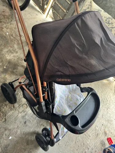 Carrinho de bebê galzerano