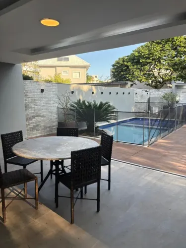 Magnifica casa triplex 280m2 sendo 3 suites, mobiliada cond Riviera del sol recreio