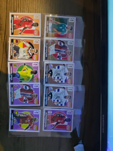 Figurinhas lendárias pacote com 10 legends 600 reais