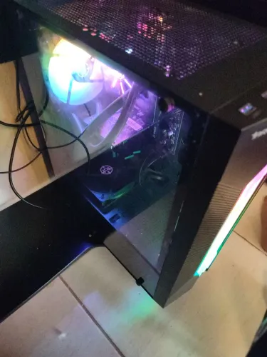 pc gamer + monitor 75hz, pego iphone na troca