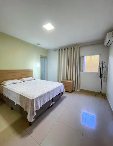 Cama box com colchão