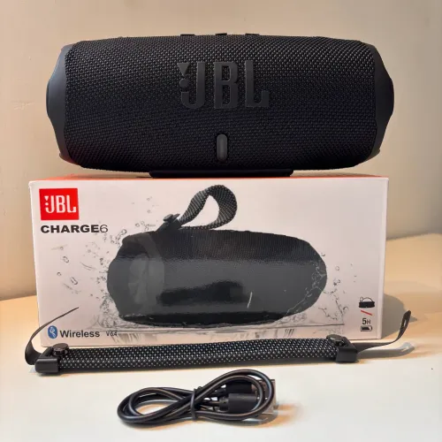 Caixa de som JBL charge 6