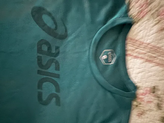 Camisa Asics infantil 