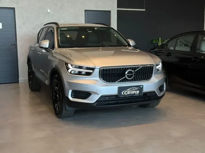Volvo XC40 T-4 2.0 190cv FWD 2019