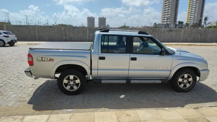 Chevrolet S10 Pick-up Exec. 2.8 4X4 CD TB Int.dies 2011