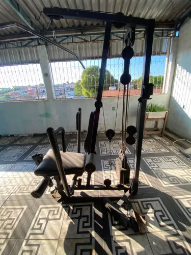 Estação de Musculação Multifuncional / Home Gym