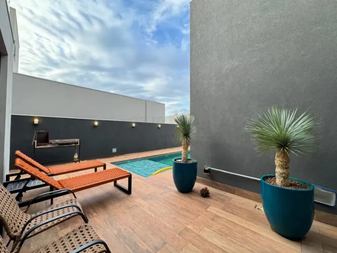 Casa à venda no condomínio Residencial Alphaville em Bauru-SP.