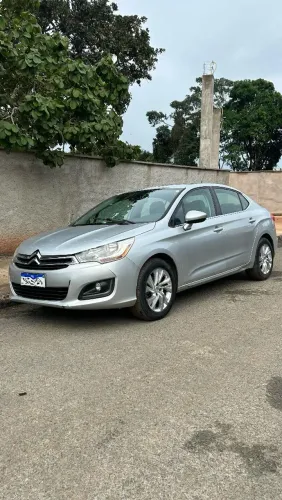 Citroen C4 Lounge Tendance 2.0 Flex 4P Mec. 2014
