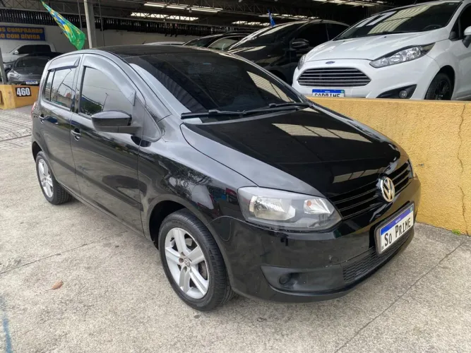 Volkswagen Fox 1.0 MI Total Flex 8V 5P 2014