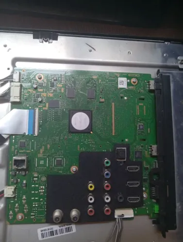 Placa principal da tv Sony KDL-32EX425 1-884-915-11 funcionando